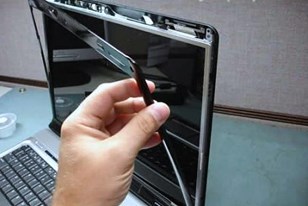Qui connaît un informaticien ou une boutique qui répare les ordinateurs portables ?