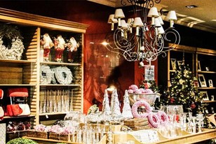 Qui connaît un magasin avec de très belles décos de Noël dans le centre ville (ou un peu plus loin au pire) ?