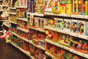 Qui connaît un magasin avec un très grand choix de jouets pour enfant ?
