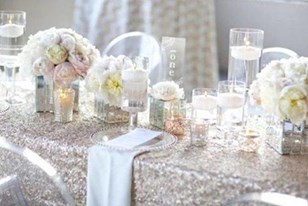 Qui connaît un fleuriste pour une jolie décoration florale des tables à mon mariage ?