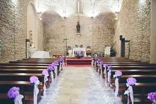 Qui connait une belle petite chapelle romantique pour renouveler ses voeux de mariage dans la province de Liège ?