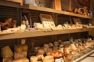 Qui connaît une super fromagerie sur Nice ?