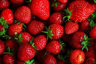 Maintenant que c'est la saison, je cherche de délicieuses fraises mais je ne sais pas où en acheter et comment les choisir. Vous avez des conseils pour moi ?