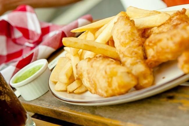 Quel est l'endroit idéal pour manger un excellent fish & chips, croustillant à souhait ?