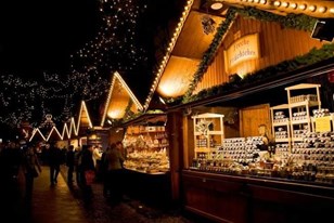 Qui connait la référence en matière de marché de Noël à faire à maximum 1h de route de Strasbourg ?