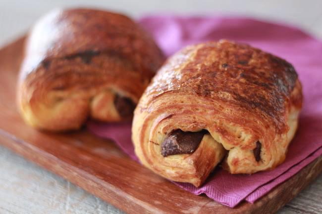 Où peut-on trouver les MEILLEURES chocolatines de Toulouse ? Le premier qui utilise le terme "pain au chocolat" dans sa réponse peut sortir. :P