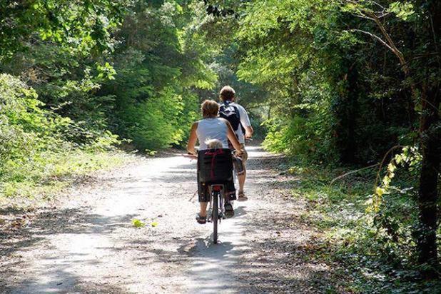 Qui connaît de bons endroits sur Toulouse ou alentours où faire du vélo tranquillou ? Sans trop de voitures et avec un joli paysage ?